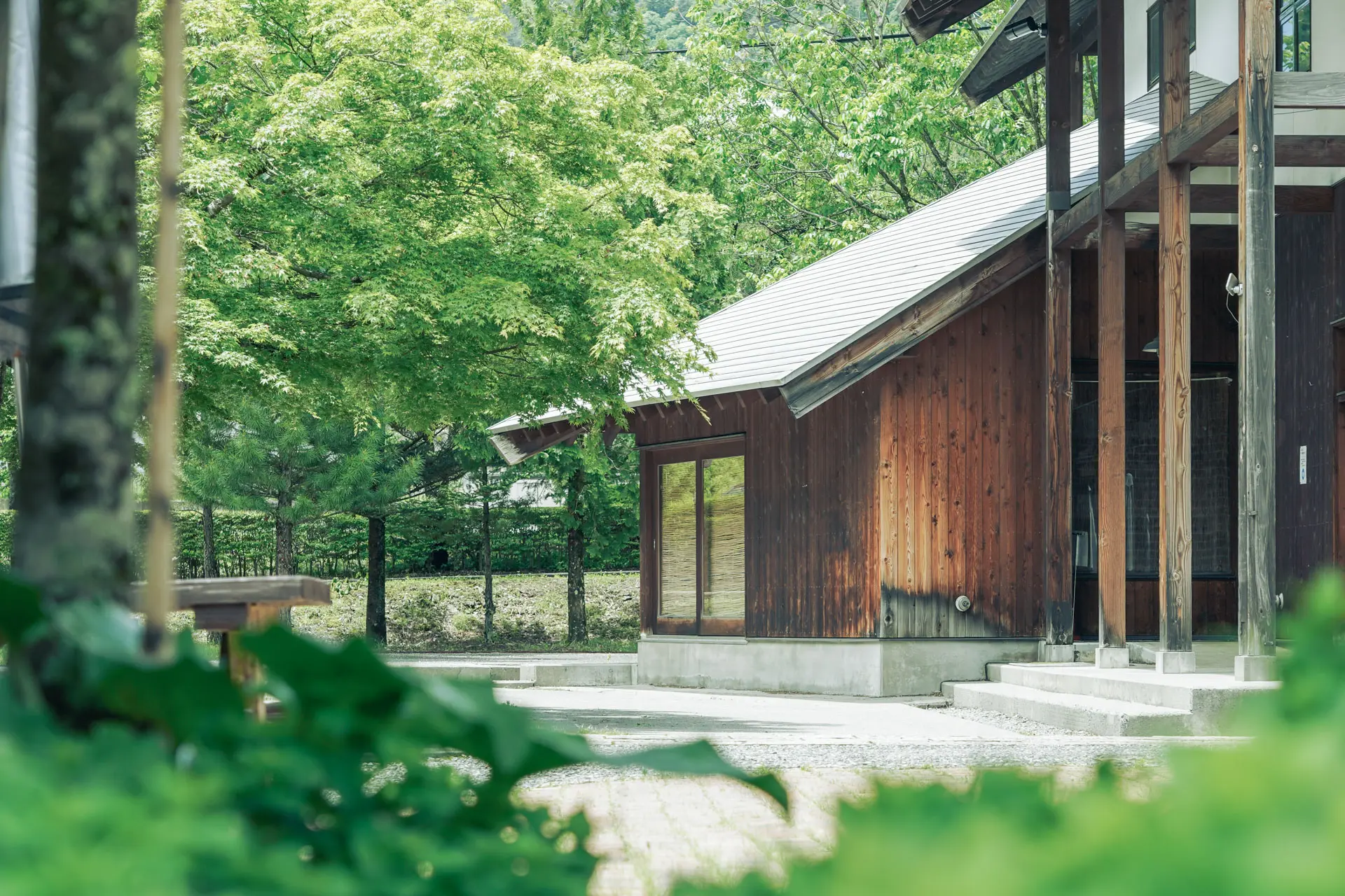 信州木曽平澤宮原漆器店特製脚付会席御膳10客セット（箱付) 信州木曽平澤宮原漆器店特製脚付会席御膳10客セット（箱付)